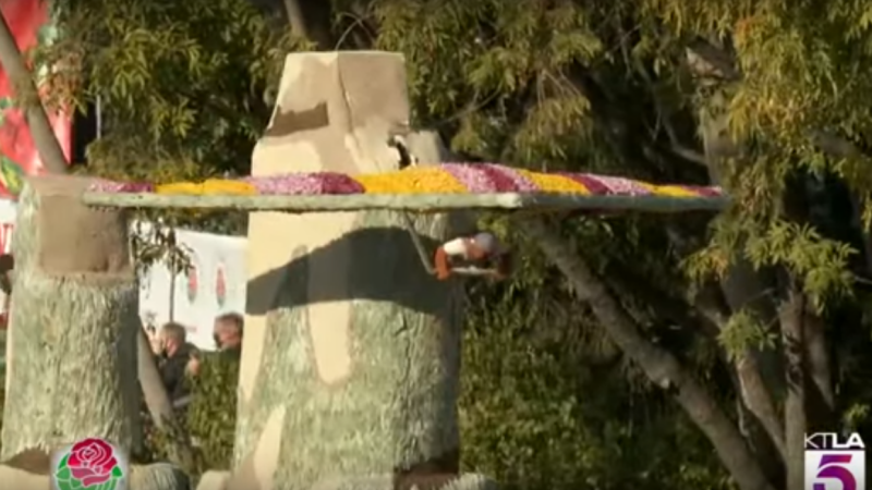 Hang Glider in Rose Parade